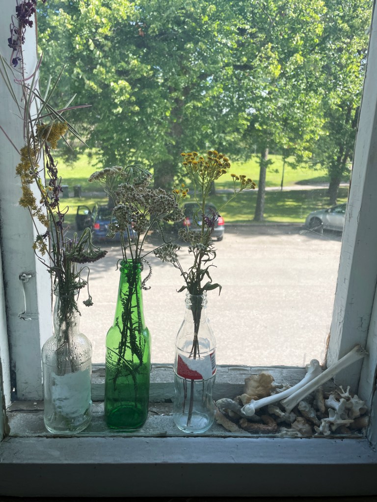 Naapuri installation in Outopia art exhibition, Kotka, Finland, 2023.